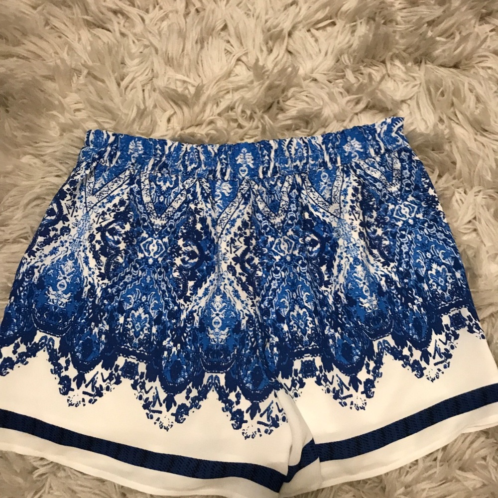 Shorts - Picture 2 of 2